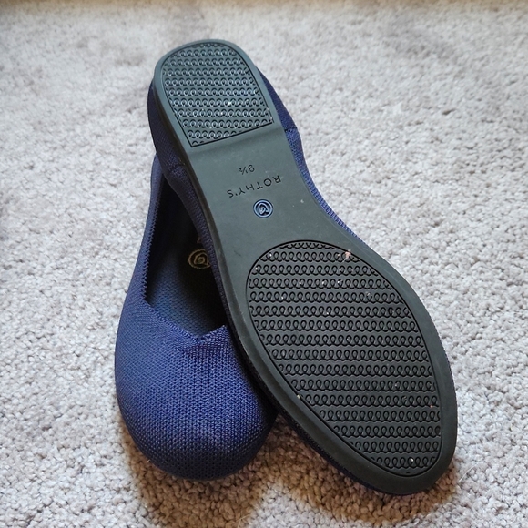 Rothy's Flats in Navy - Picture 4 of 5